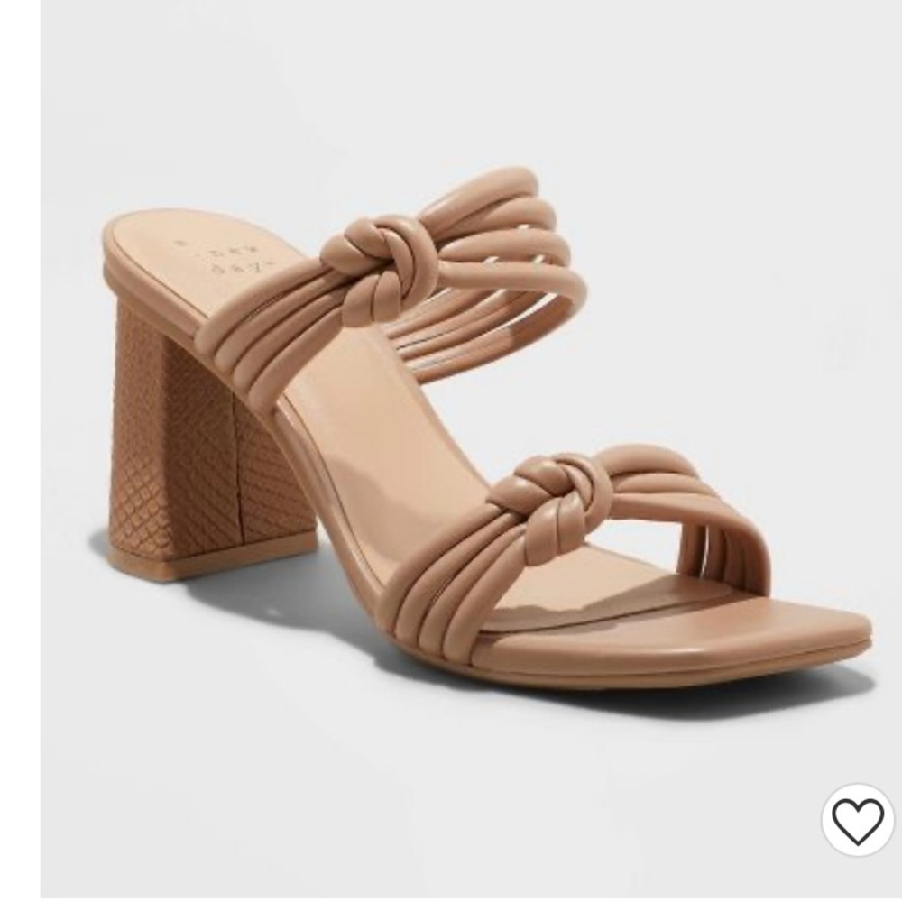 A New Day heeled sandals. NWT, size 8.5